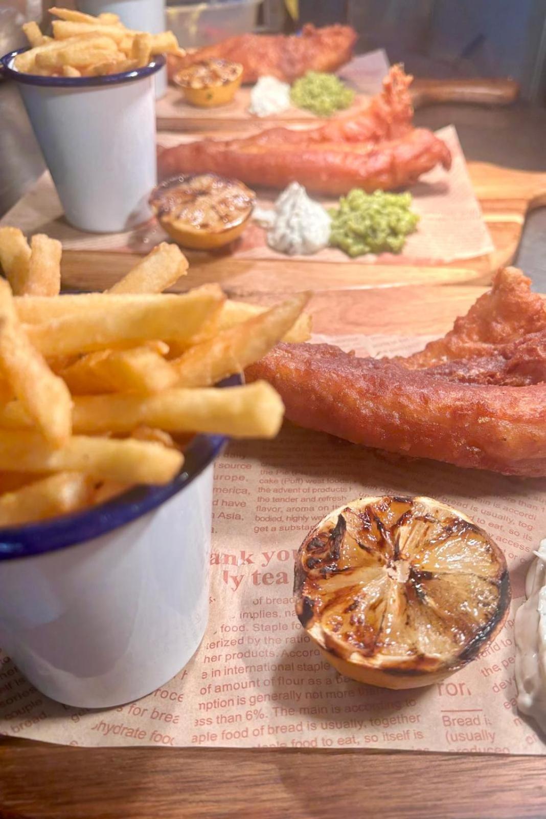 مبيت وإفطار Three Tuns Ashwell المظهر الخارجي الصورة