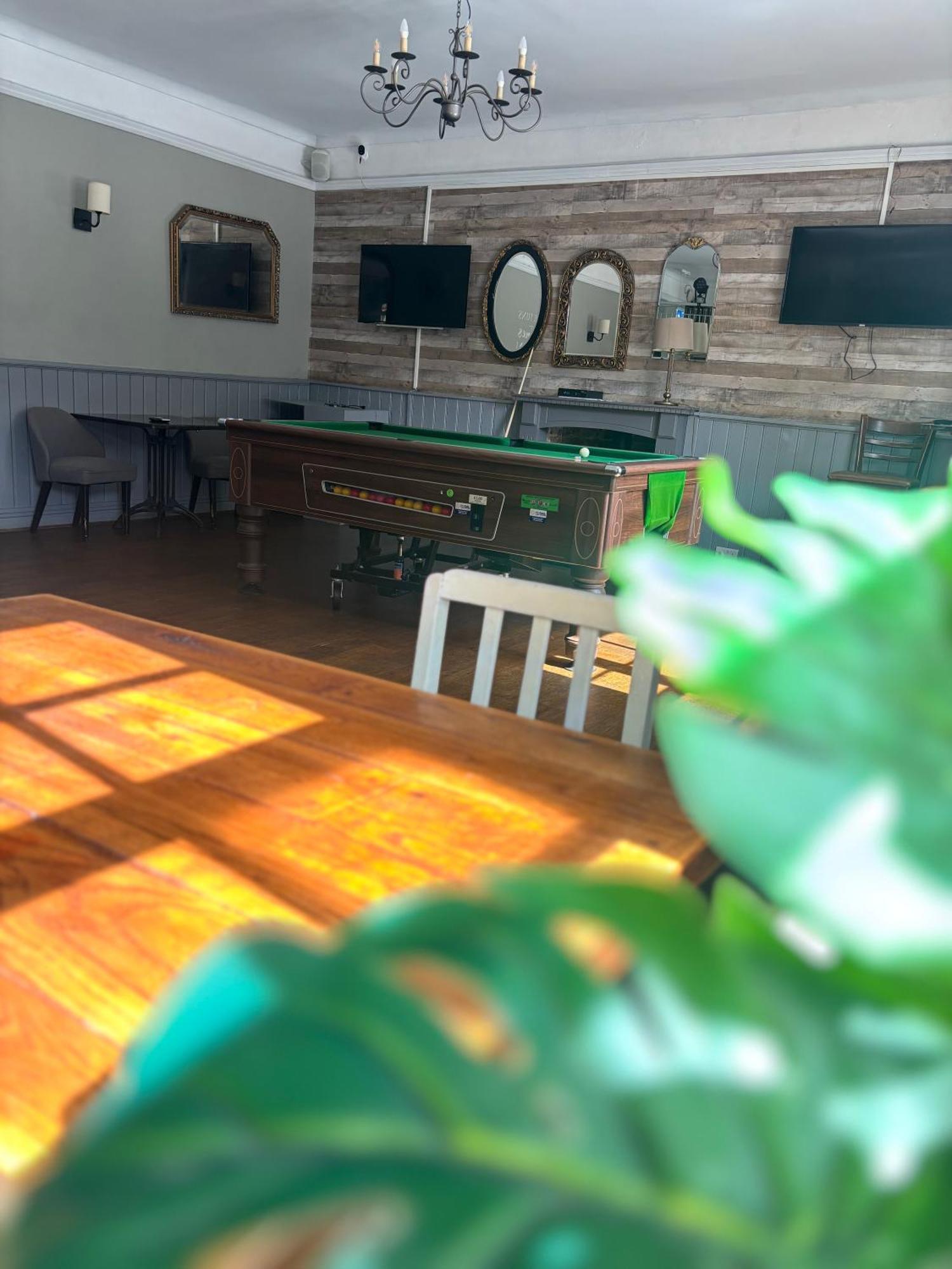 مبيت وإفطار Three Tuns Ashwell المظهر الخارجي الصورة